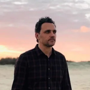 Drew Wilson releases cover song of famous 1980s hit