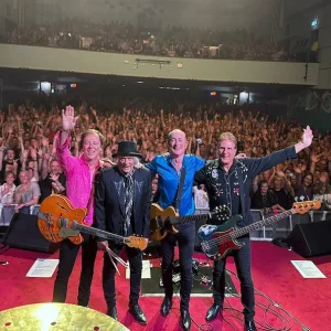 Hoodoo Gurus to welcome Team Musicare to The Station on Friday