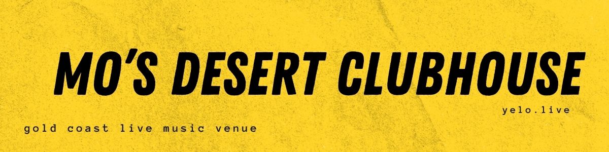 "Mo's Desert Clubhouse" banner