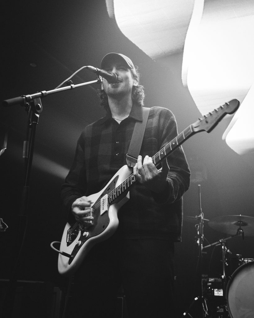Live performance at Dear Seattle's Pulse Bar show. Photo: Lewis Venz.