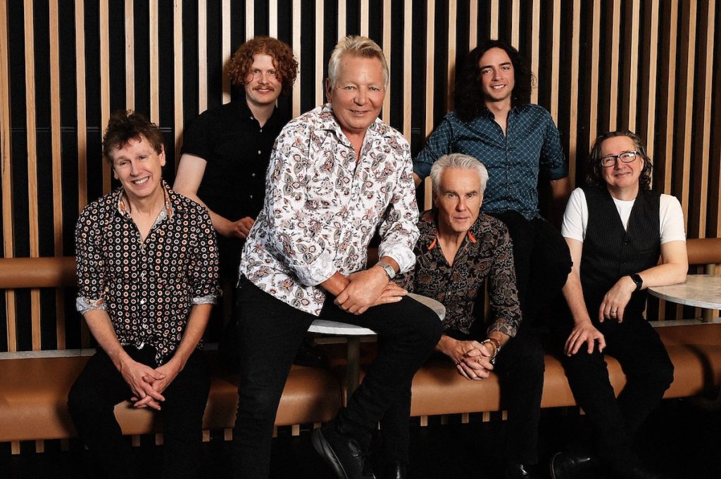 ICEHOUSE band photo
